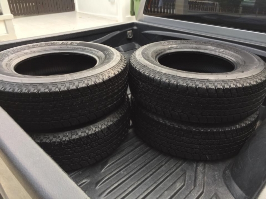 ยาง Bridgestone 245 70 16 ปลายปี17 มีให้เลือก5ชุด ดอกเต็ม เนื้อนิ่มๆ ใช้ยาว ราคาไม่แพง
