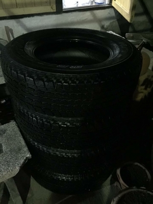 ยาง Bridgestone 245 70 16 ปลายปี17 มีให้เลือก5ชุด ดอกเต็ม เนื้อนิ่มๆ ใช้ยาว ราคาไม่แพง