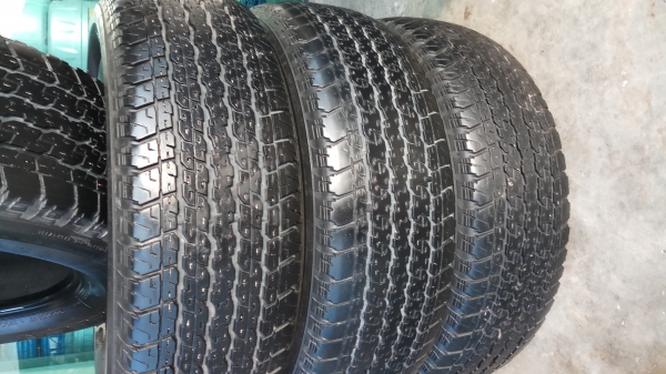 ขายยางรถยนต์ 255/65R17 ขายยางรถยนต์ 255/65R17