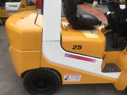 ขายรถโฟล์คลิฟท์ตักยางพาราตักยางก้อนตักทะลายปาล์ม