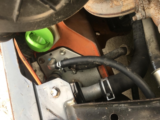 ขายรถโฟล์คลิฟท์ตักยางพาราตักยางก้อนตักทะลายปาล์ม