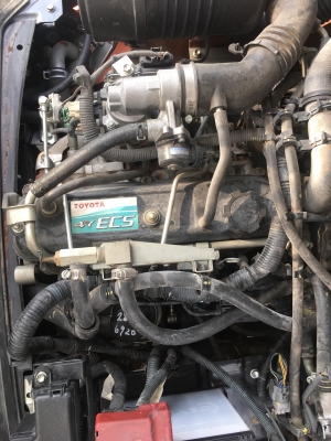 ขายรถโฟล์คลิฟท์ตักยางพาราตักยางก้อนตักทะลายปาล์ม