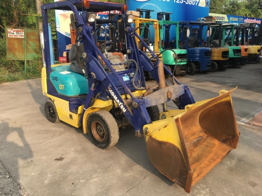 ขายรถตักยางพาราตักยางก้อนยางถ้วยตักหินตักทราย