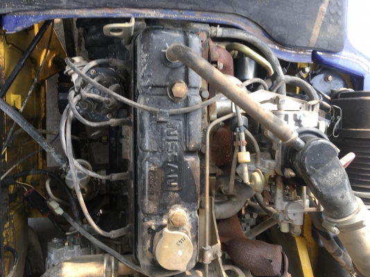 ขายรถตักยางพาราตักยางก้อนยางถ้วยตักหินตักทราย