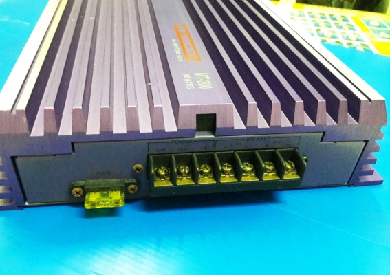 เพาเวอร์แอมป์ San Francisco MT-300 ขับ 2 ch. เพาเวอร์แอมป์ San Francisco MT-300 ขับ 2 ch.