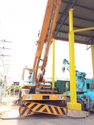 Tadano TR250M-5 รถเครน ขนาด25ตัน ยกสูง35เมตร 4ล้อ เครื่องยนต์มิซซู รถสภาพสวยและแน่นมาก ระบบไฟฟ้าสมบูรณ์ ราคาคุยกันได้