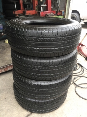 ยาง Bridgestone 265 65 17 ปลายปี16 ดอกเต็ม ไม่มีปะ ใช้ยาว ราคาไม่แพง