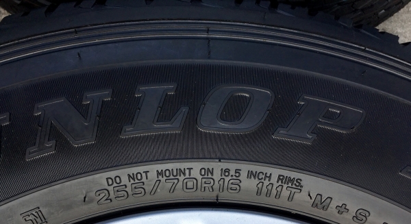 ล้อแม็ก Nissan Navara NP300 ขอบ 16 พร้อมยางใหม่ป้ายแดง Dunlop 255-70-16 ปี 18 แม็กสวย ตุ่มอลัง เส้นสีชัดๆ