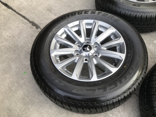 ล้อแม็กป้ายแดง Mitsu New Triton Plus ขอบ17 พร้อมยางใหม่ป้ายแดง 245-65-17 ปี 18 Bridgestone แม็กยางสวยกริ๊บๆ