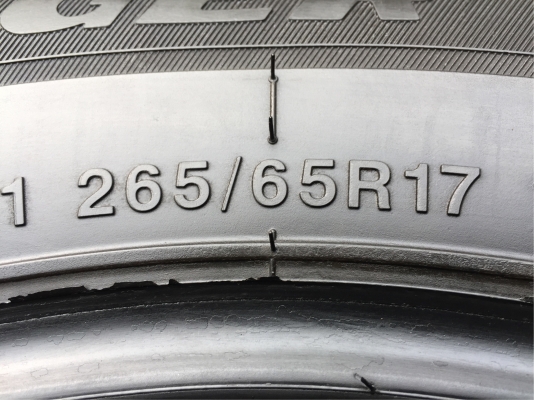 ยาง Thunderer 265 65 17 ปี17 ดอกเต็ม ใช้ยาว ราคาไม่แพง
