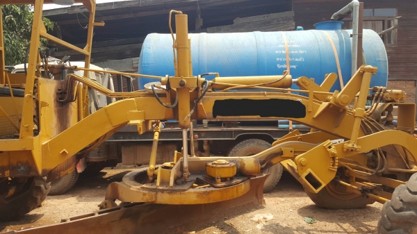 ขาย รถเกรด GALION 104 ไม่มีเครื่อง ปั้มดี เกียร์ดี ควบคุมด้วยระบบไฮดรอริคทั้งคัน ยางดี ซื้อเครื่องมาใส่ใช้งานได้เลย เอกสารใบซื้อขาย