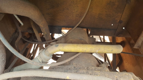 ขาย รถเกรด GALION 104 ไม่มีเครื่อง ปั้มดี เกียร์ดี ควบคุมด้วยระบบไฮดรอริคทั้งคัน ยางดี ซื้อเครื่องมาใส่ใช้งานได้เลย เอกสารใบซื้อขาย