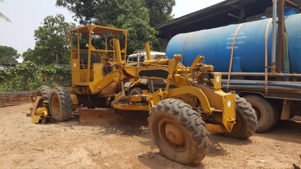 ขาย รถเกรด GALION 104 ไม่มีเครื่อง ปั้มดี เกียร์ดี ควบคุมด้วยระบบไฮดรอริคทั้งคัน ยางดี ซื้อเครื่องมาใส่ใช้งานได้เลย เอกสารใบซื้อขาย