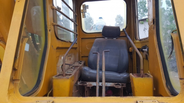 ขาย แบคโฮ KOMATSU PC200 พร้อมใช้งาน เครื่องดี ปั้มดี ช่วงล่าง 70\% อุปกรณ์ 3 ชิ้น มีบุ้งกี๋ มือขยุ้ม และมือคีบ เอกสารใบซื้อขาย