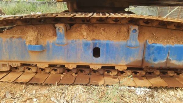 ขาย แบคโฮ KOMATSU PC200 พร้อมใช้งาน เครื่องดี ปั้มดี ช่วงล่าง 70\% อุปกรณ์ 3 ชิ้น มีบุ้งกี๋ มือขยุ้ม และมือคีบ เอกสารใบซื้อขาย