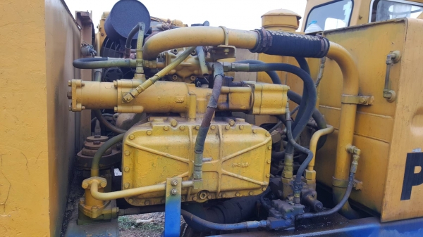 ขาย แบคโฮ KOMATSU PC200 พร้อมใช้งาน เครื่องดี ปั้มดี ช่วงล่าง 70\% อุปกรณ์ 3 ชิ้น มีบุ้งกี๋ มือขยุ้ม และมือคีบ เอกสารใบซื้อขาย