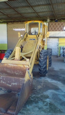 รถตักTCMคอยาว