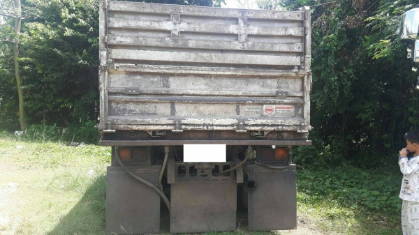 ขาย6ล้อ isuzu ดั้ม 210แรงปี54