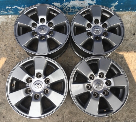 แม็ก Toyota Vigo Preraner ขอบ15 สีเทาดำ