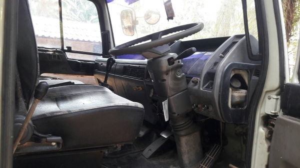 ขาย6ล้อ ฮีโน่ติดเครน FF3H195แรง ยาว6.5ม