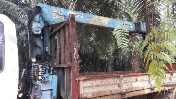 ขาย6ล้อ ฮีโน่ติดเครน FF3H195แรง ยาว6.5ม