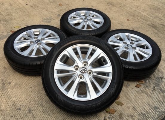 ล้อแม็กป้ายแดง Toyota Yaris Ativ 2017 ขอบ 15 พร้อมยางป้ายแดง Dunlop 185-65-15