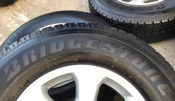 ล้อแม็ก ISUZU D-MAX Blue Power ขอบ 16 พร้อมยาง Bridgestone 245-70-16 ปลายปี 15