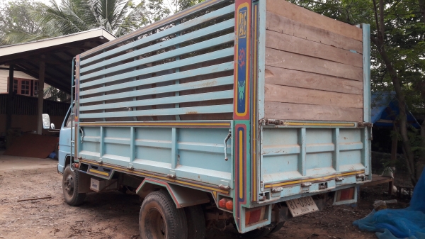 Isuzu ดั้มเกษตร เครื่อง 4BE1-110 แรง เครื่องดี คัสซีสวย Isuzu ดั้มเกษตร เครื่อง 4BE1-110 แรง เครื่องดี คัสซีสวย