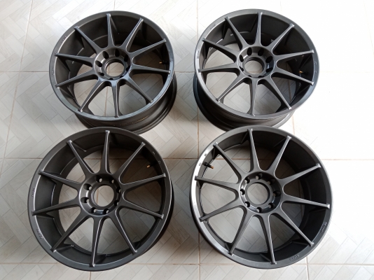 ขายล้อแม็ก 17" 4 รู 114 สภาพใหม่
