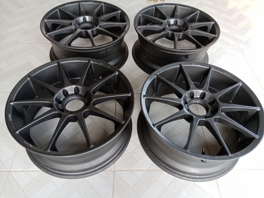 ขายล้อแม็ก 17" 4 รู 114 สภาพใหม่