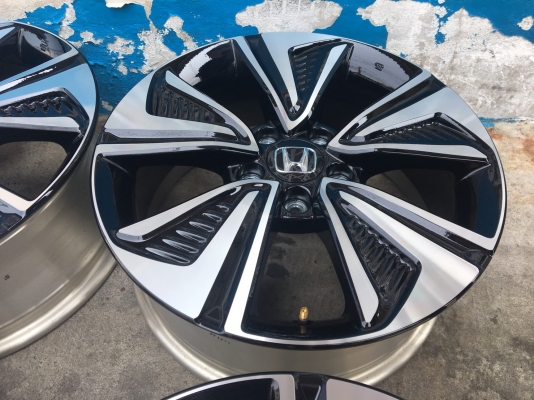 ล้อแม็กป้ายแดง Honda Civic FK ขอบ 17 สวยกริ๊บ