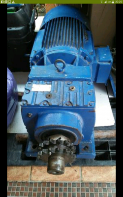 ลดราคา  ขายมอเตอร์เกียร์ ASIADRIVE GEARMOTOR ขนาด 50 แรง 380v สภาพใช้งานน้อย