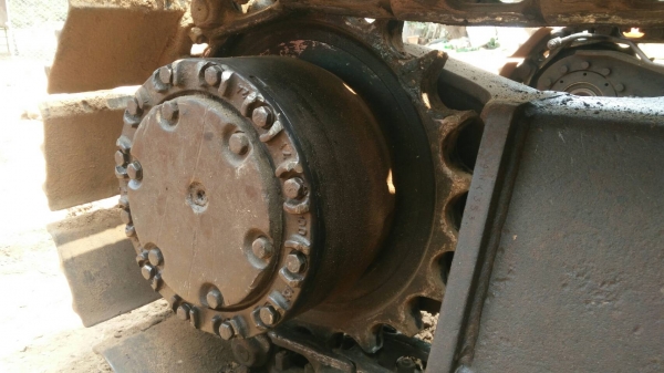 ขายแบคโฮฮิตาชิ60ปั้มดีปั้ม3ตอนเครื่องอีซุ100แรงเอวแน่นโซ่ดีสนใจโทร0641019335/0807346335ครับ