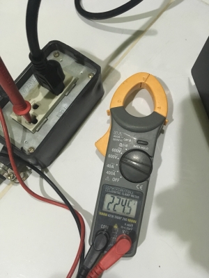 หม้อแปลงไฟจาก 200v/220V/240V ==> 110v ขนาด 2,000w ของ SUNDAR