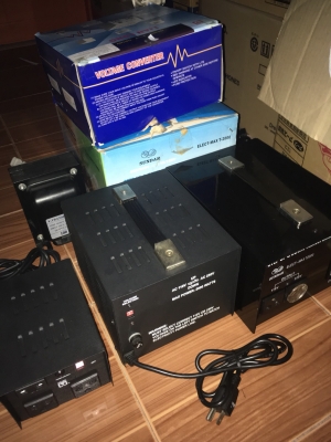 หม้อแปลงไฟ และควบคุมแรงดันไฟ CHINT Model : TND(SVC)-2 ขนาด 2KVA.