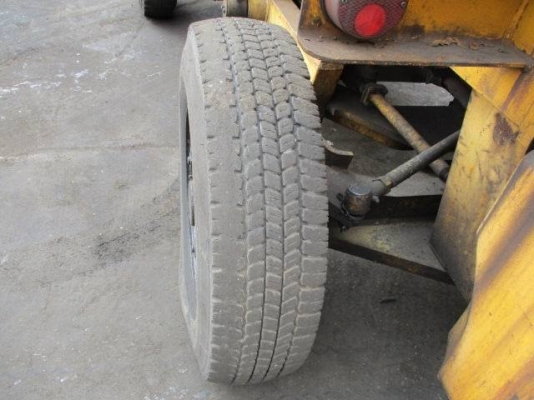 *มหกรรม ลดล้างสต๊อค SALE รถตักล้อยางTCM -SD23Y3 /ขับเคลื่อนเพลาเดียว/เลี้ยวล้อ / เกียร์ธรรมดา/เครื่องยนต์ HINO-DM100- 6สูบ /มีเอกสารแจ้งจำหน่าย ราคาเพียง 190,000 บาท