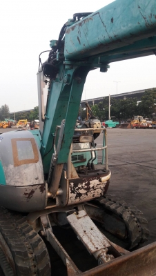 ขายรถขุด KOBELCO SK 30๊ UR ขายรถขุด KOBELCO SK 30๊ UR