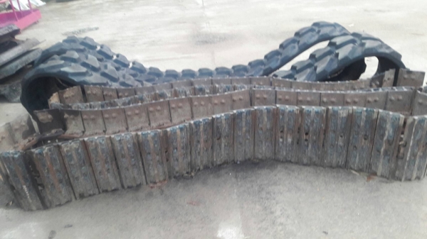 แทรกเหล็กรถขุด ขนาด4-5ตัน  กลุ่มEX 40-50-55