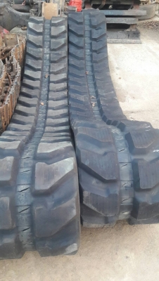 แทรกยางรถขุด ขนาด 60-70-75 จำนวน76 ข้อ แทรกยางรถขุด ขนาด 60-70-75 จำนวน76 ข้อ