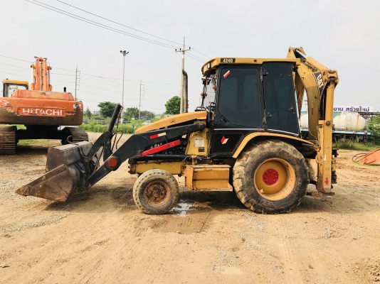 ขายรถตักหน้าขุดหลัง CAT424D เพลาเดี่ยว เอกสารเล่มทะเบียน