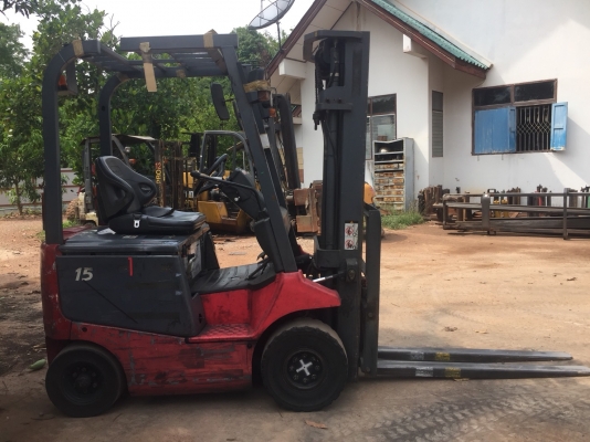 รถยกไฟฟ้านิชิยู 1.5 ตัน เสาสูง 4.50 เมตร ฟลูฟรีเข้าตู้