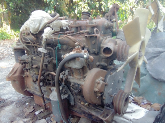 เครื่องอีซูซุหน้ายาว