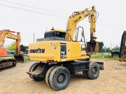 รถขุดล้อยาง Komatsu PW130-7K สภาพสวยค่ะ