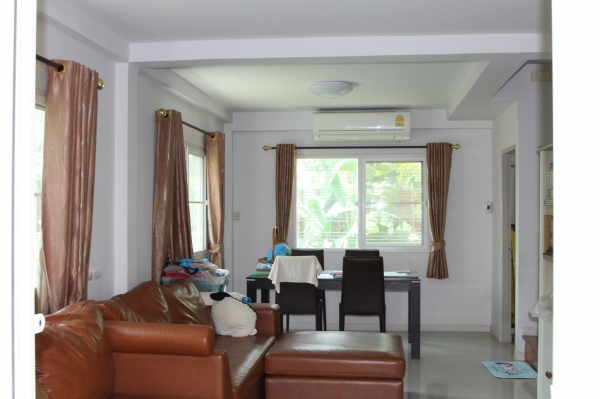 บ้านเดี่ยวหมู่บ้านศุภาลัยศรีสมาน-ปทุมธานี 2 ชั้น 43 ตารางวา