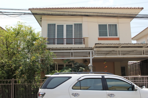 บ้านเดี่ยวหมู่บ้านศุภาลัยศรีสมาน-ปทุมธานี 2 ชั้น 43 ตารางวา