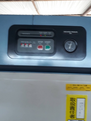 ปั๊มลมสกรู kobelcoพร้อมdryerในตัว เก่าญี่ปุ่น พร้อมใช้งาน