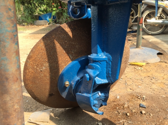 ขาย อุปกรณ์ต่อพ่วงรถไถใหญ่ ผาน 3 , ผานลิปเปอร์ , หางเสียบอ้อย มีหลายแบบให้เลือก สำหรับรถไถใหญ่