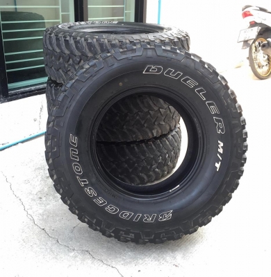 ยางMud Bridgestone MT 265/75/16 สภาพดี ไม่เคยปะ แก้มสวย