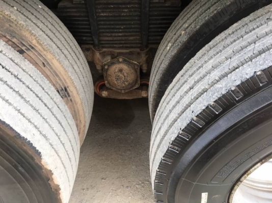 Hino mega เครื่อง 320 แรง ปี 49 แม่ลูกดัมพ์สหกิจ เครื่องเดิม สวยเดิมบาง พร้อมใช้งาน