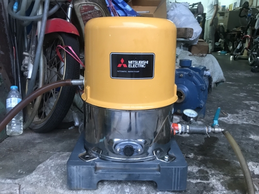 ขายปั้มน้ำอัตโนมัติ Mitsubishi 150W ใส่ถังสแตนเลส+ฝาครอบเบิกใหม่ครับ ตรวจเช็คแรงดันเรียบร้อย ไม่มีรั่วซึม พร้อมใช้งาน รับประกันคุณภาพ ราคา 3,500 บาทพร้อมส่ง